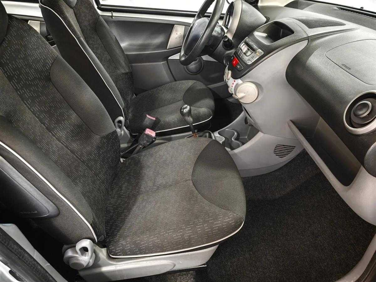 peugeot-107-2010-gasolina-998cc