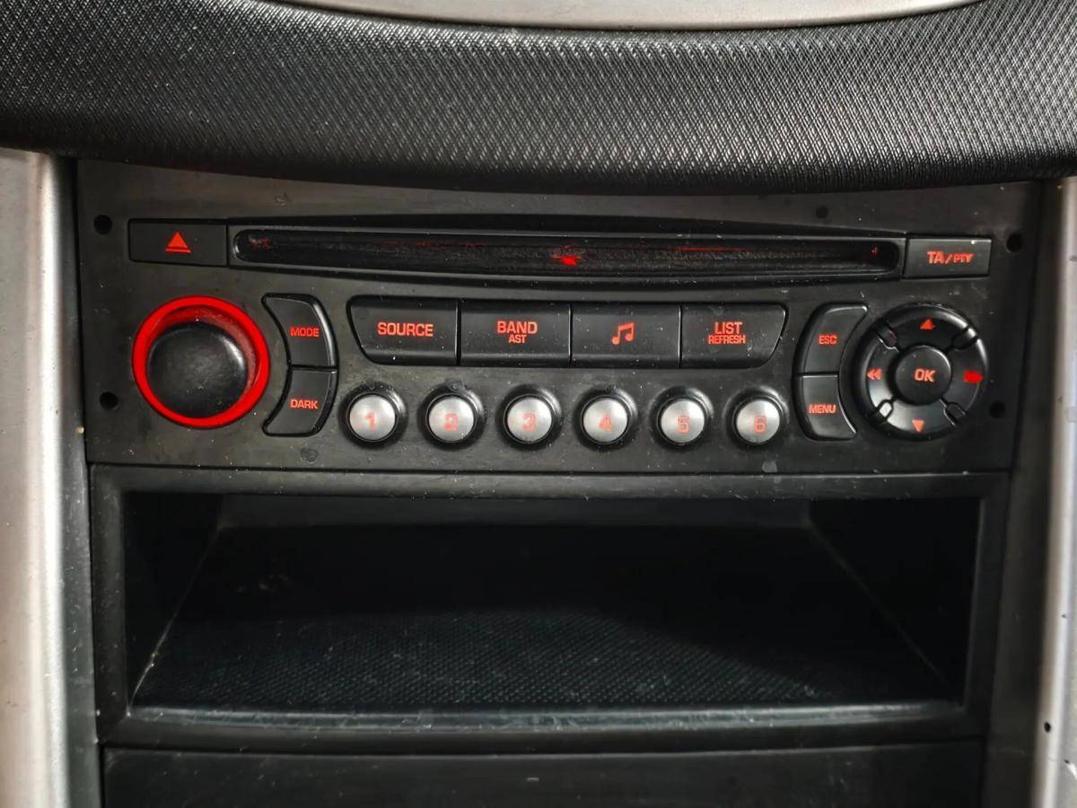 peugeot-207-2011-diesel-1398cc