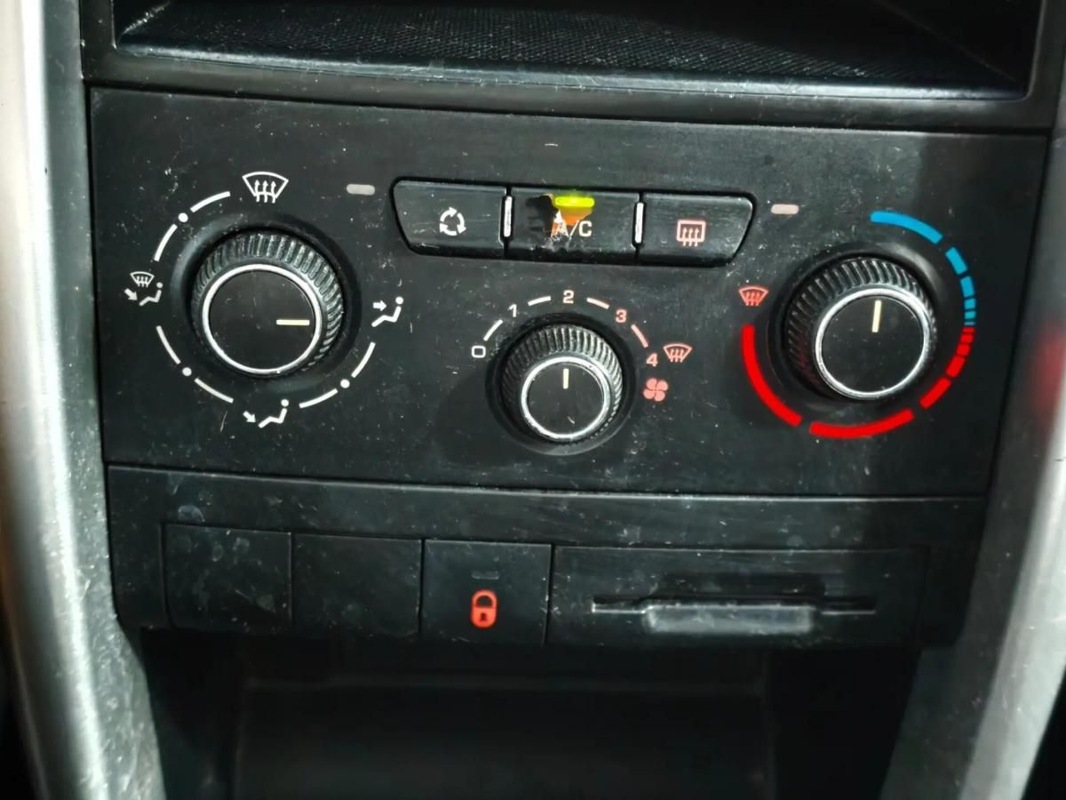 peugeot-207-2011-diesel-1398cc