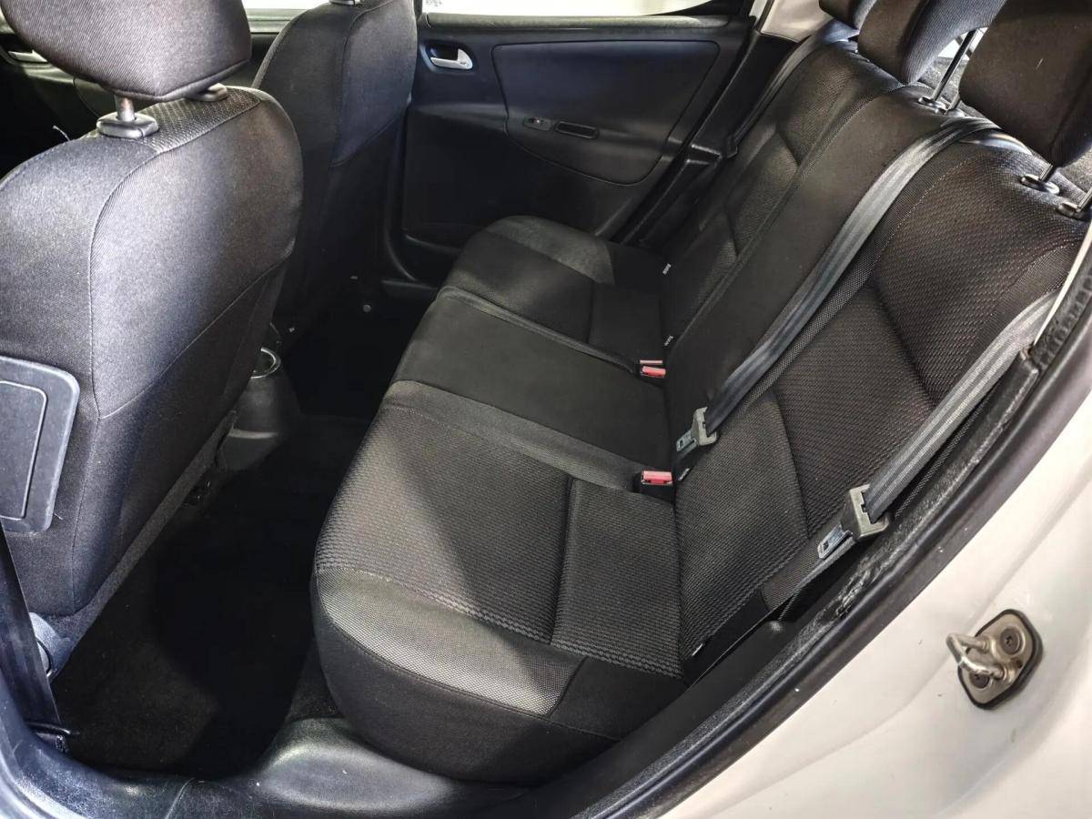 peugeot-207-2011-diesel-1398cc