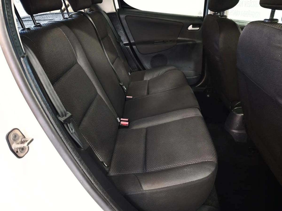 peugeot-207-2011-diesel-1398cc