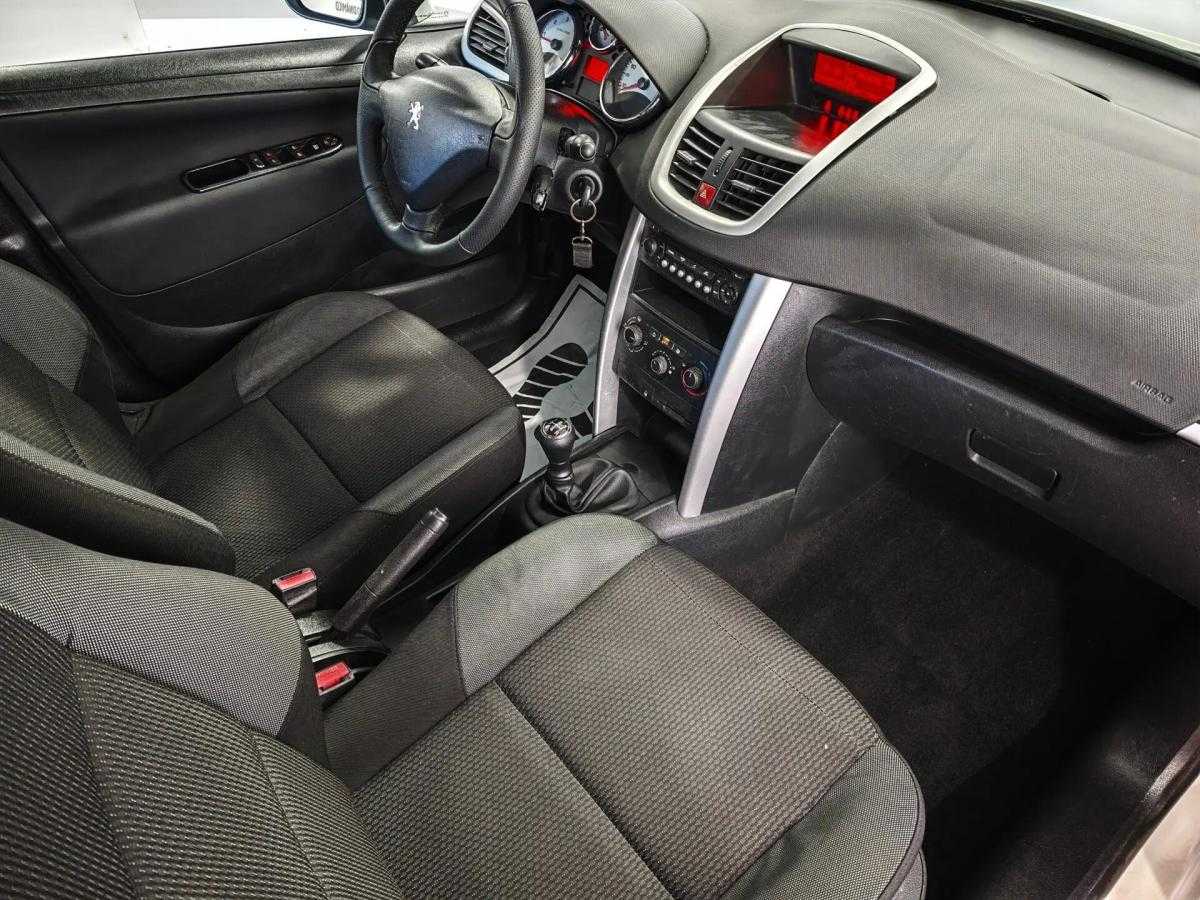 peugeot-207-2011-diesel-1398cc
