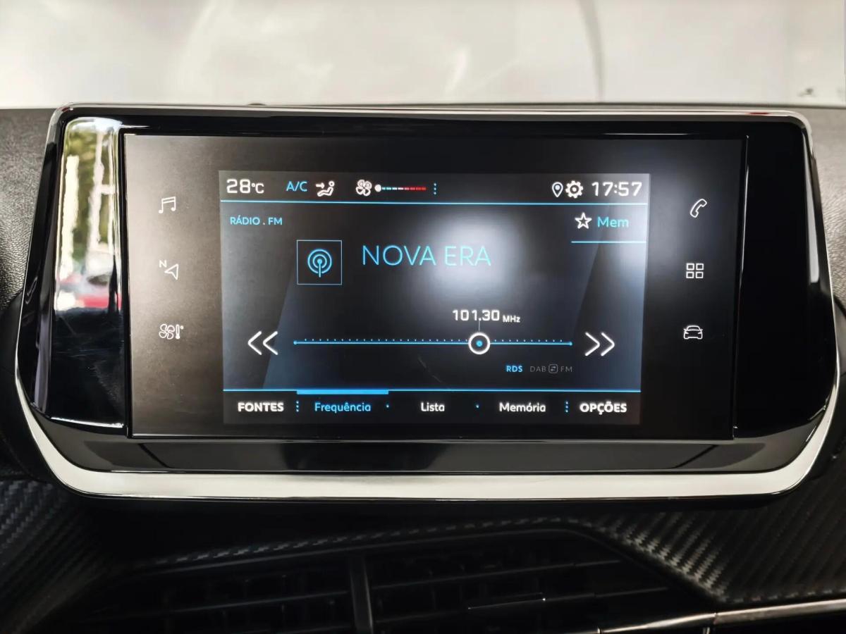 peugeot-208-2021-gasolina-1199cc
