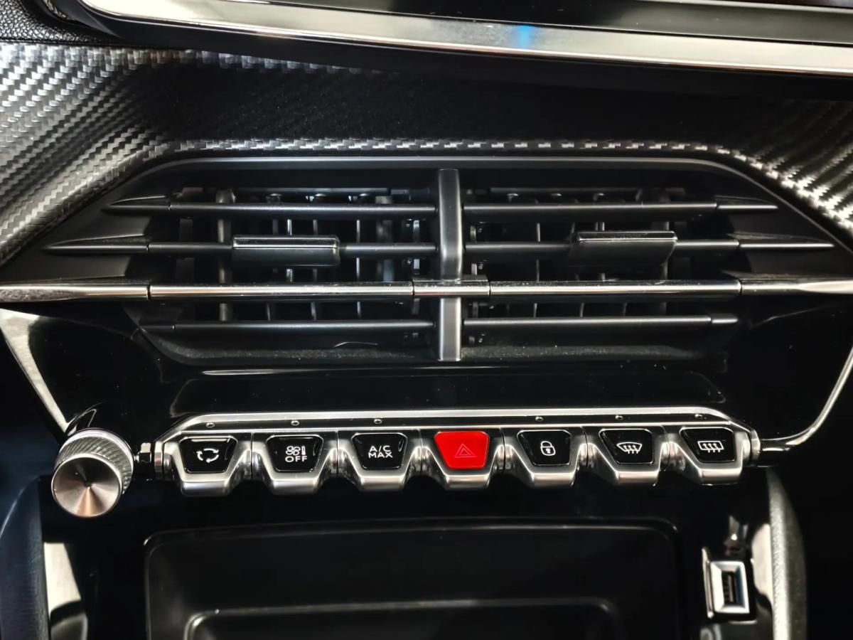 peugeot-208-2021-gasolina-1199cc