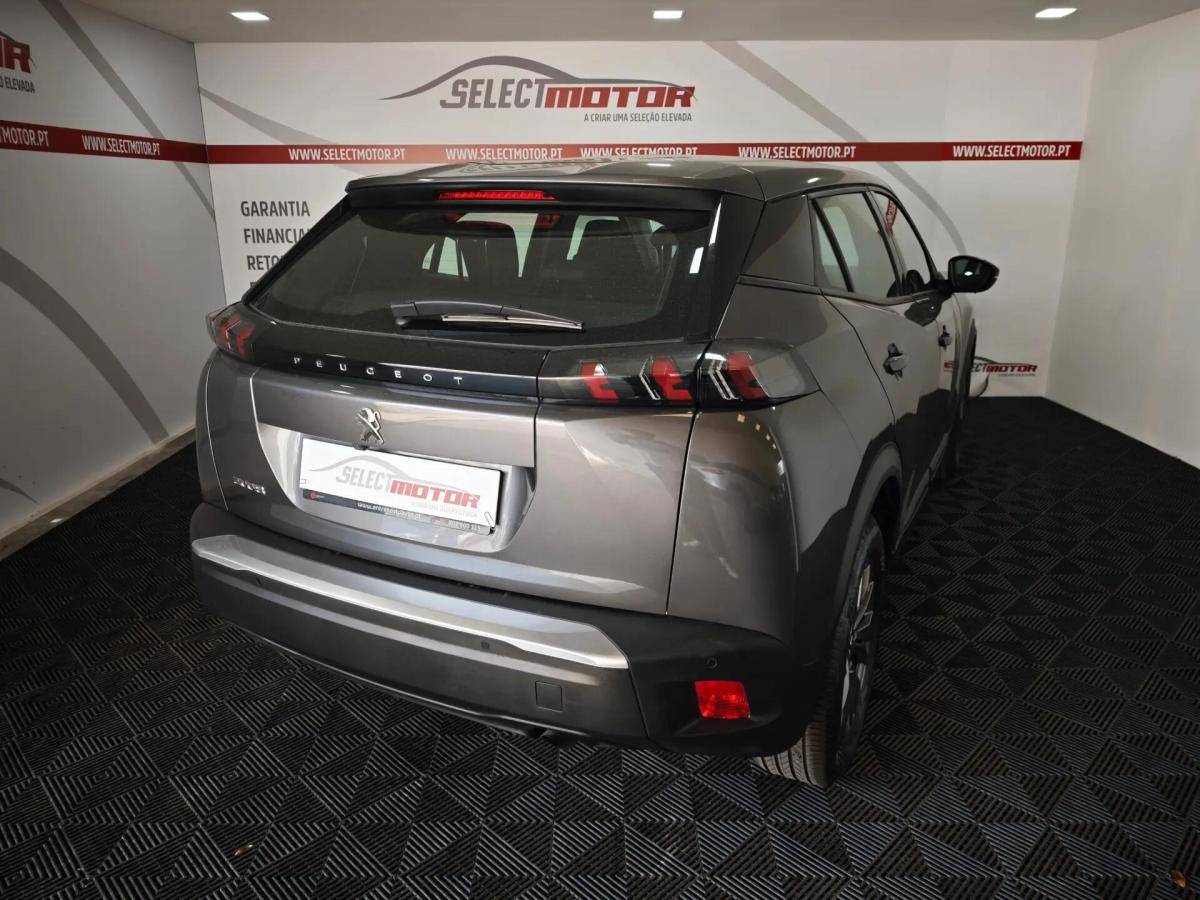 peugeot-2008-2022-gasolina-1199cc
