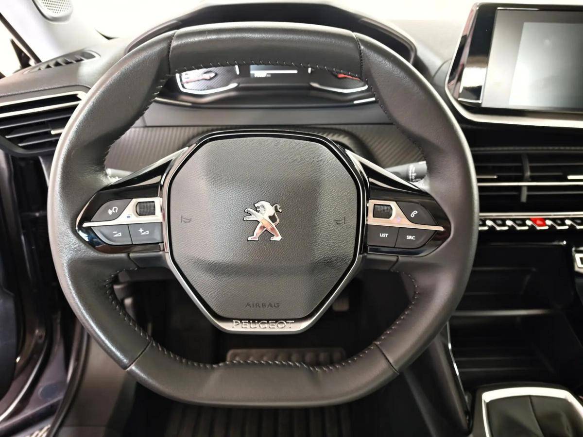 peugeot-2008-2022-gasolina-1199cc