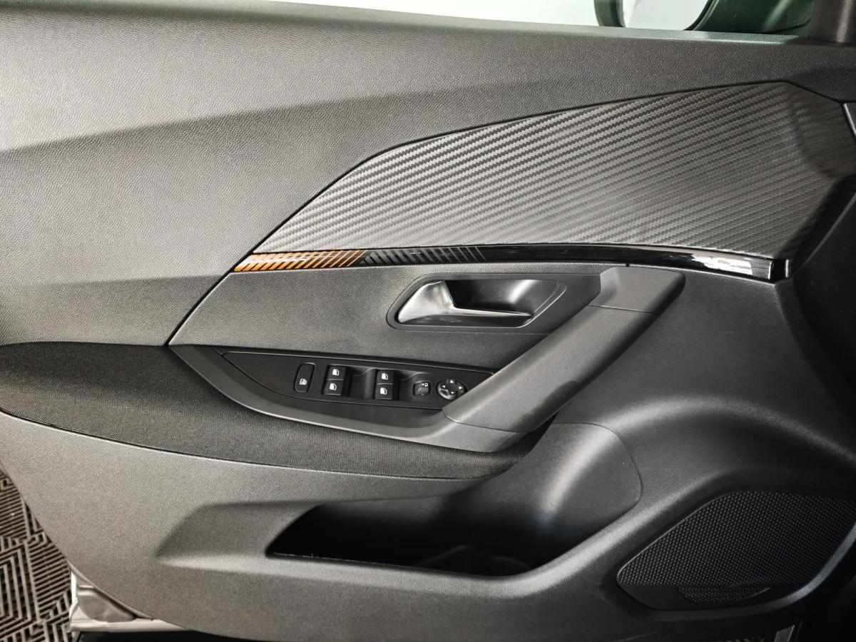 peugeot-2008-2022-gasolina-1199cc