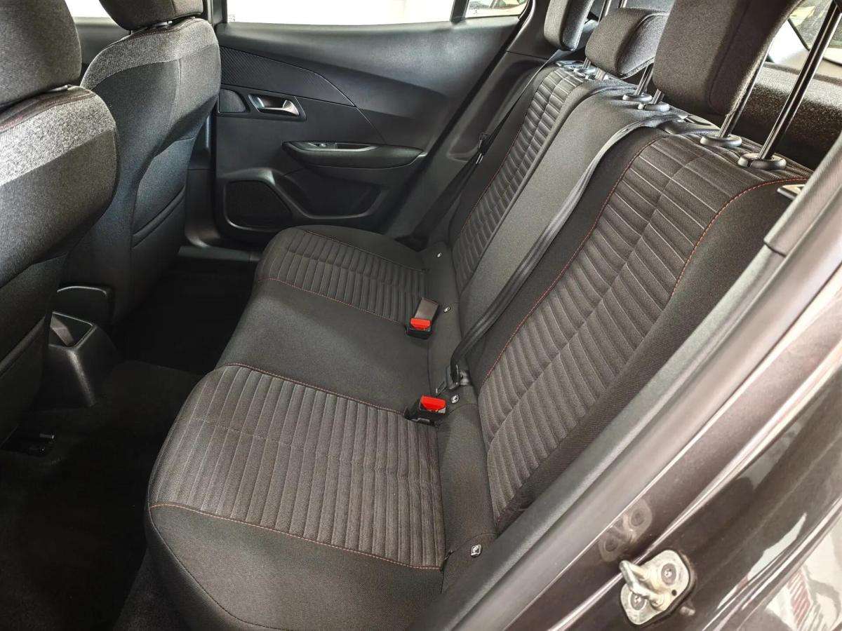 peugeot-2008-2022-gasolina-1199cc