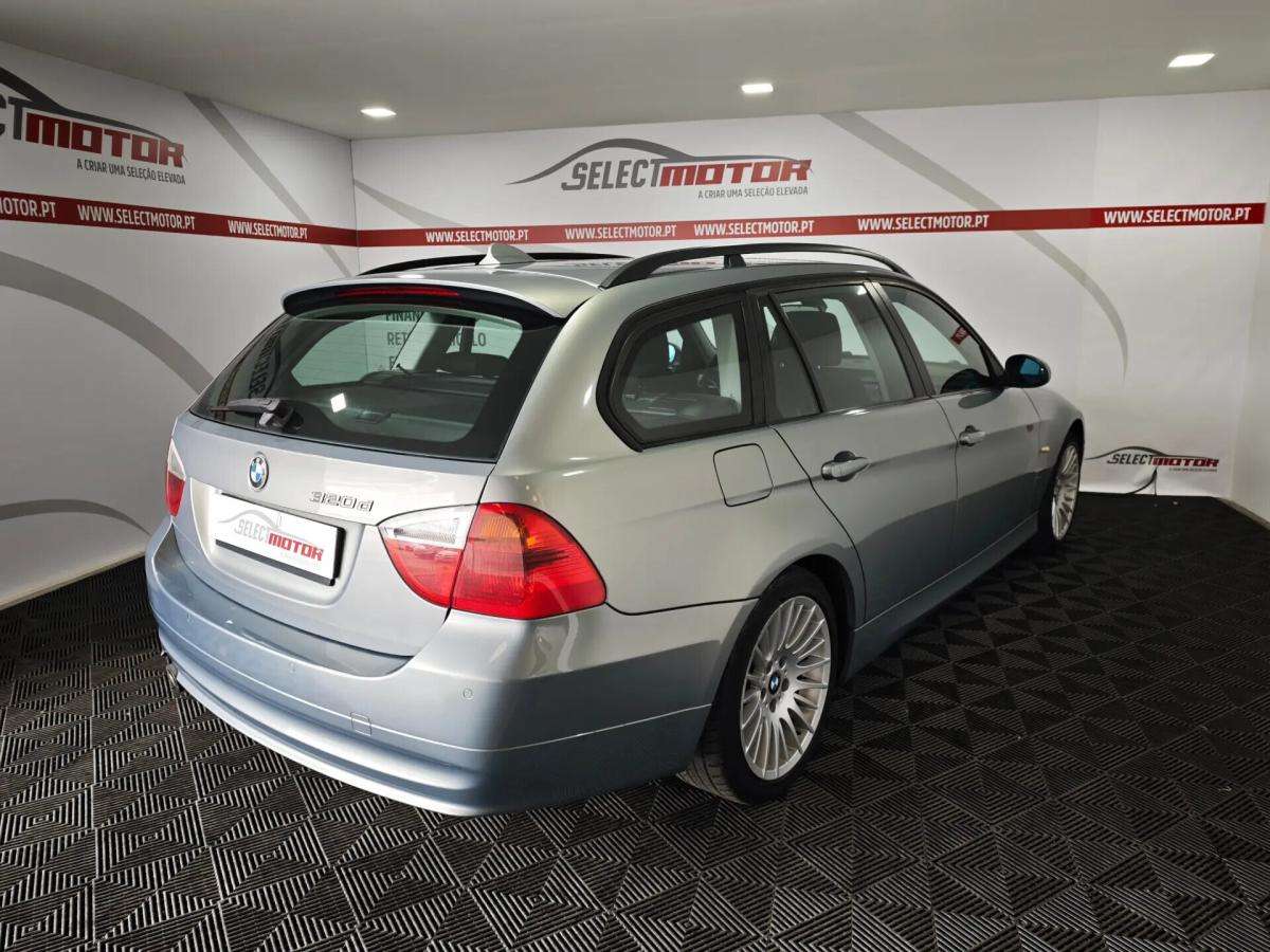 bmw-serie-3-320d-touring-2007-diesel-1995cc