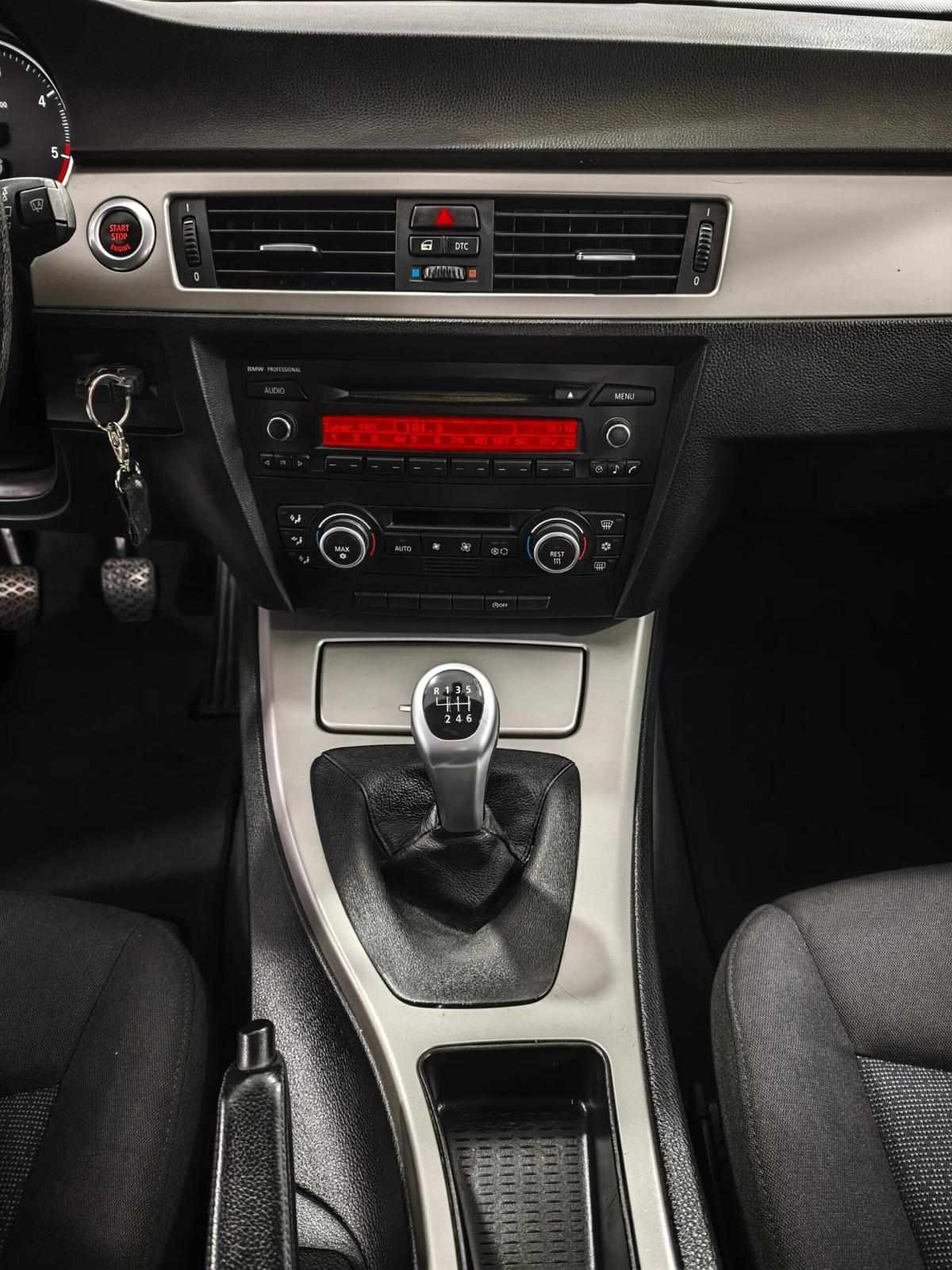 bmw-serie-3-320d-touring-2007-diesel-1995cc