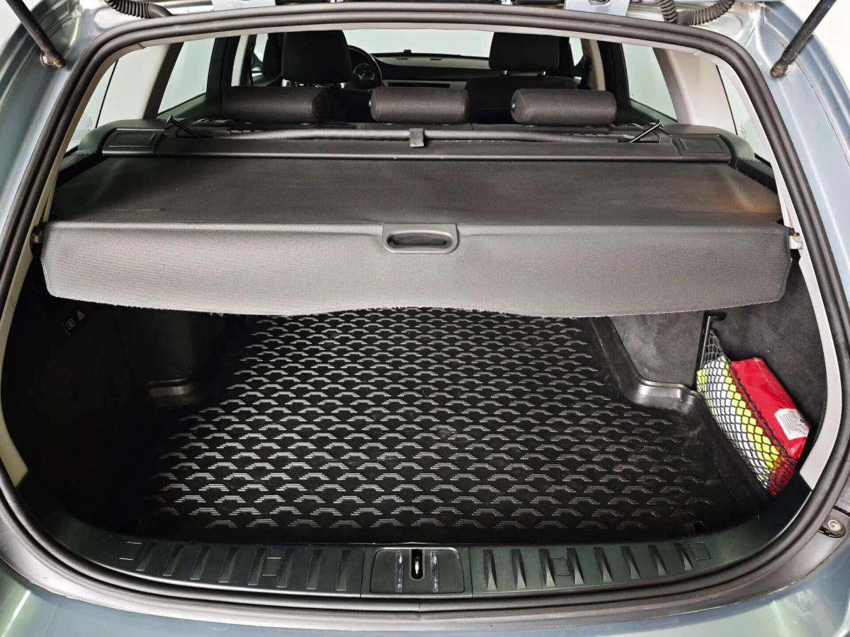 bmw-serie-3-320d-touring-2007-diesel-1995cc