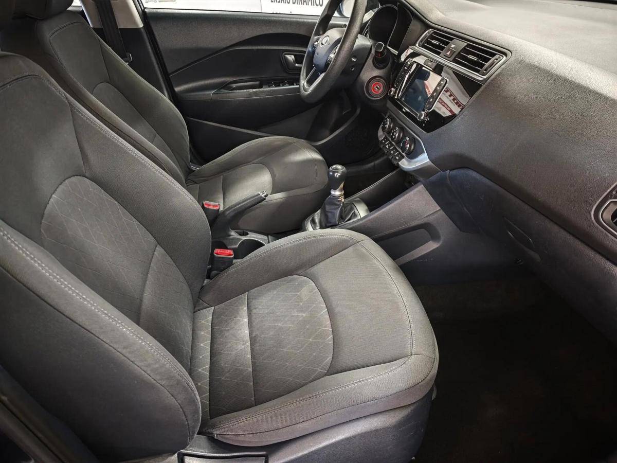kia-rio-2015-gasolina-1248cc