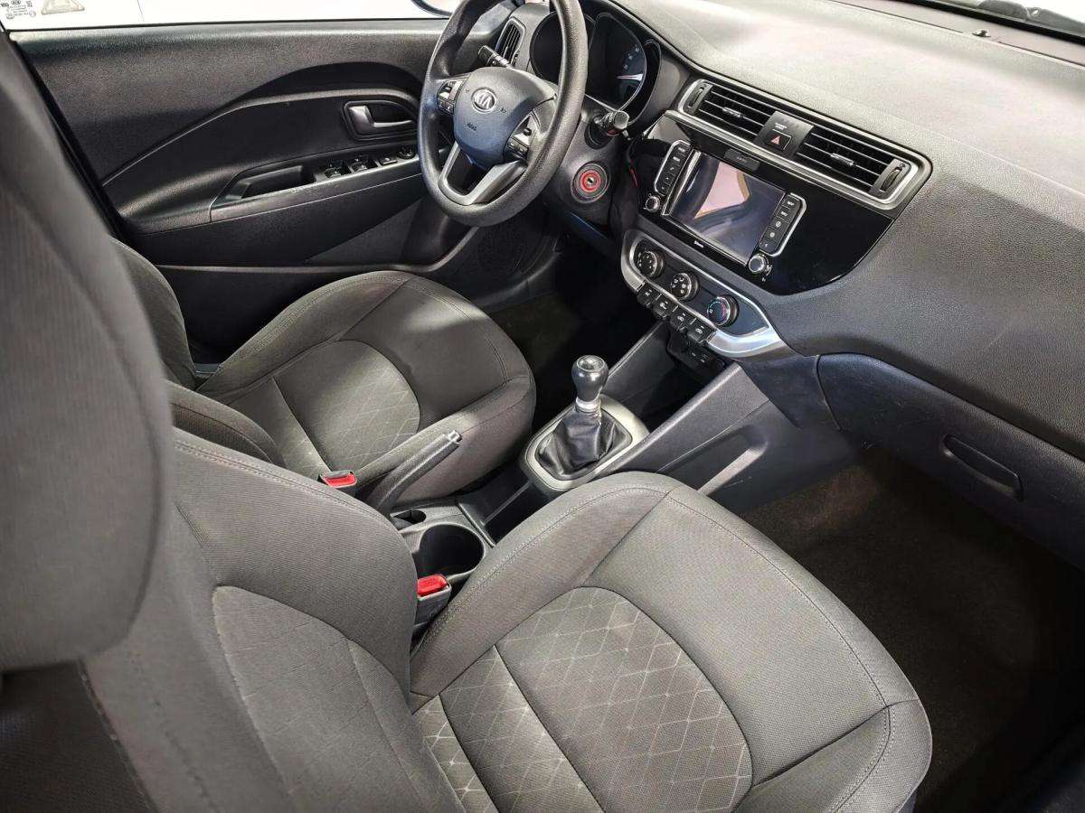 kia-rio-2015-gasolina-1248cc