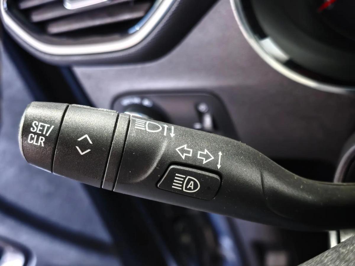 opel-crossland-x-2017-diesel-1560cc