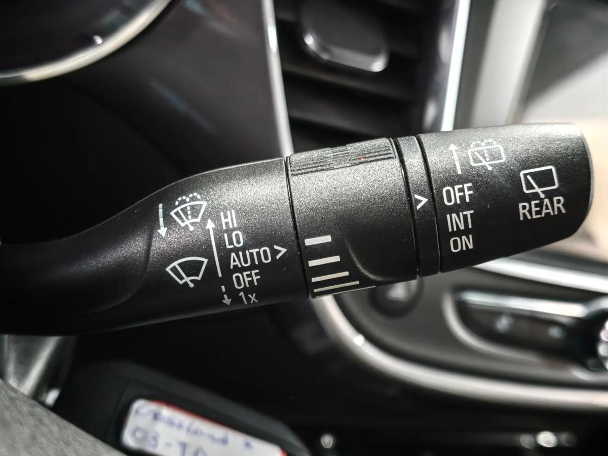 opel-crossland-x-2017-diesel-1560cc