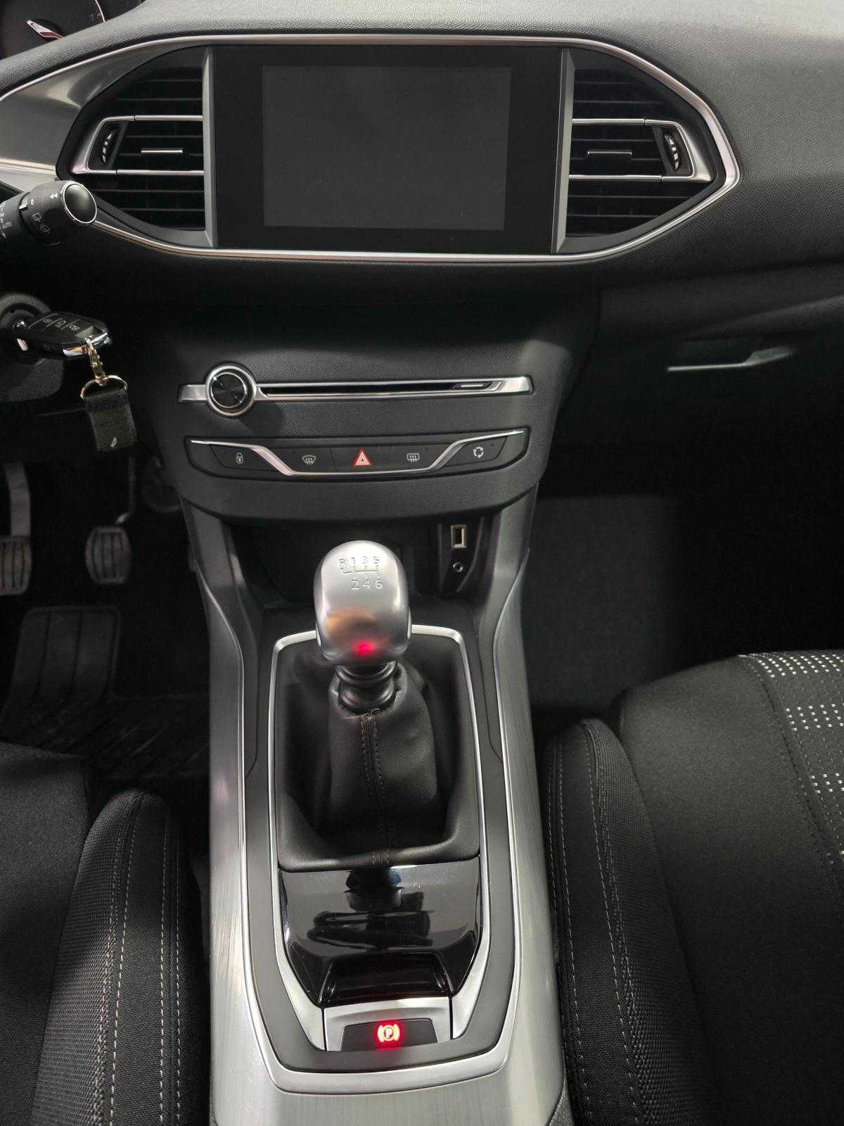 peugeot-308-2016-diesel-1560cc