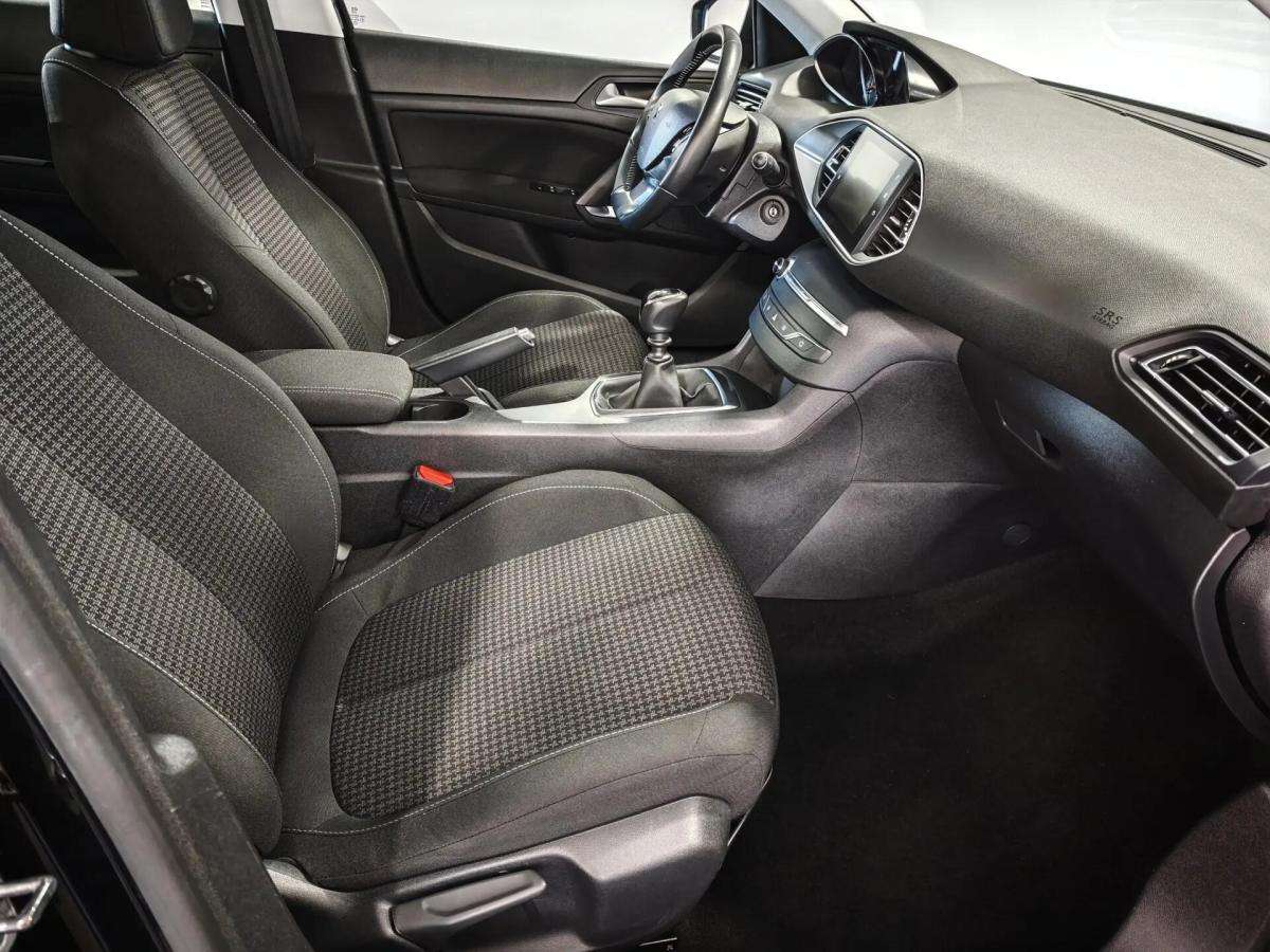 peugeot-308-2020-gasolina-1199cc