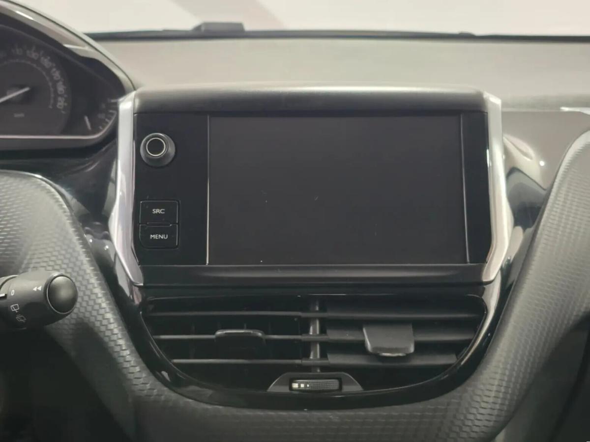 peugeot-208-2016-diesel-1560cc
