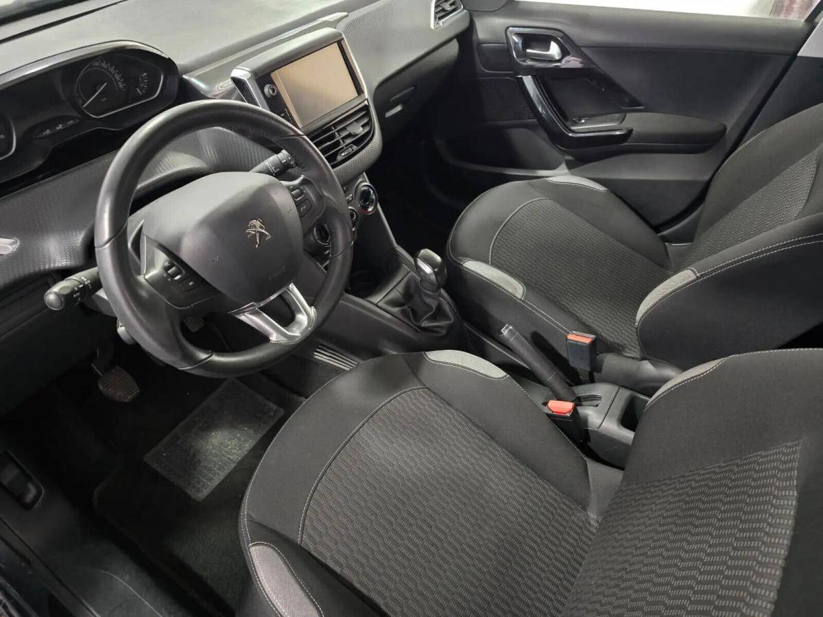 peugeot-208-2016-diesel-1560cc