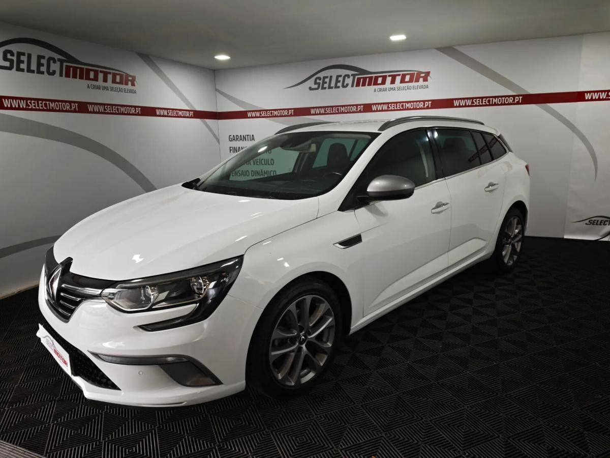 renault-megane-sport-tourer-2017-diesel-1461cc