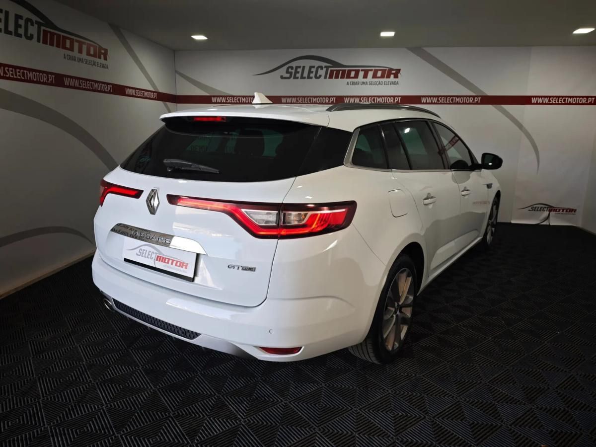 renault-megane-sport-tourer-2017-diesel-1461cc