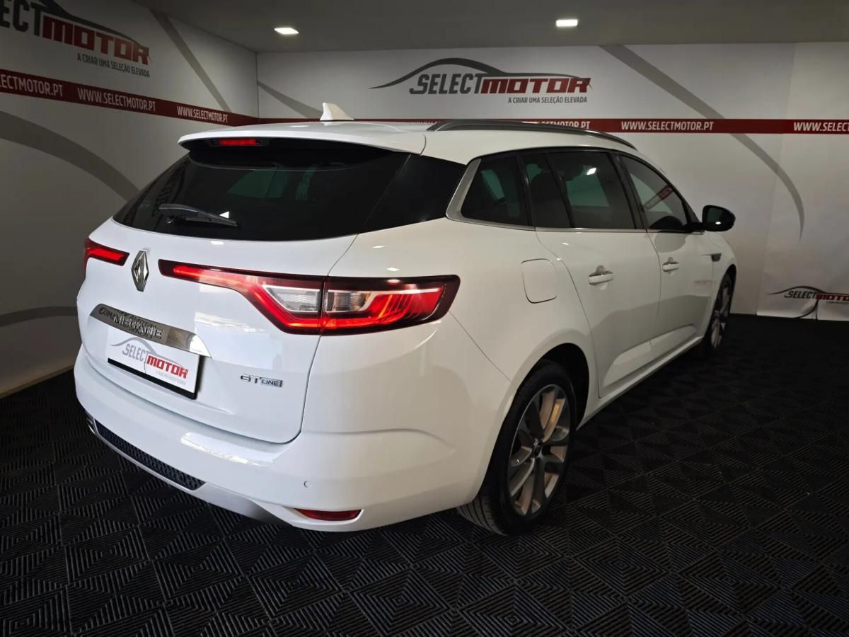 renault-megane-sport-tourer-2017-diesel-1461cc