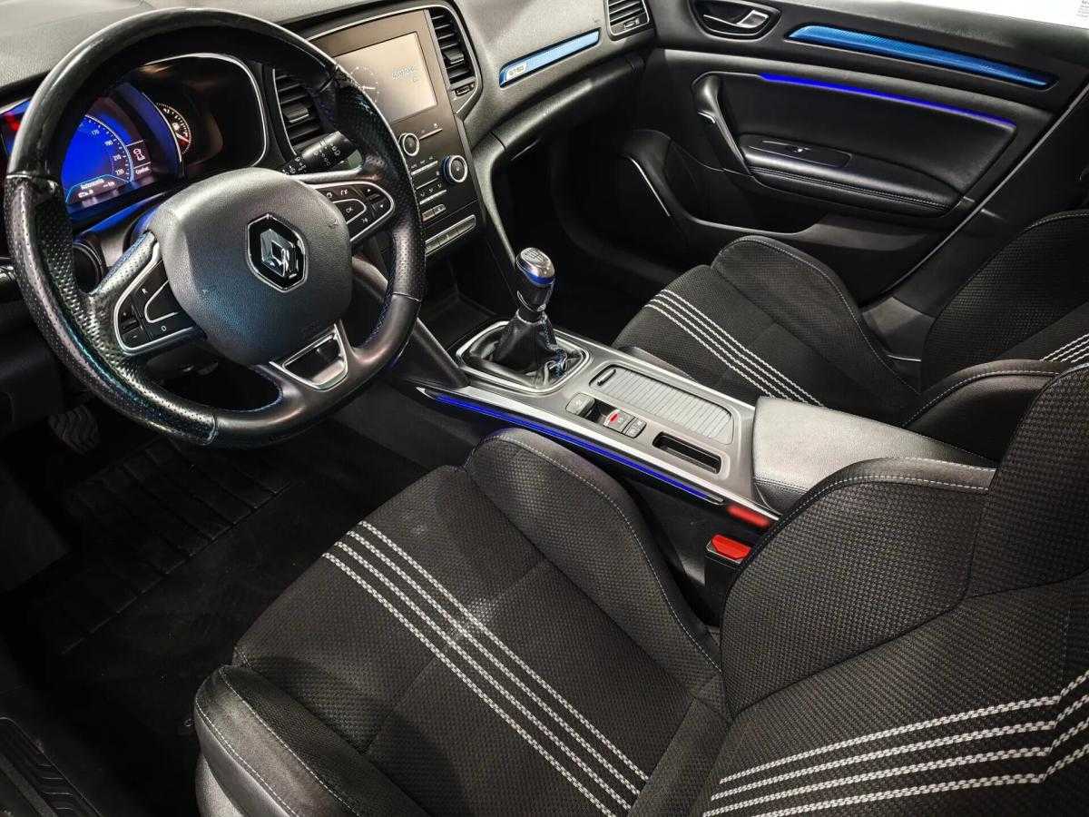 renault-megane-sport-tourer-2017-diesel-1461cc