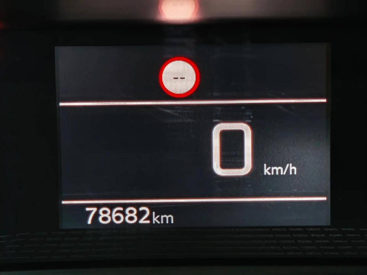 peugeot-208-2021-gasolina-1199cc