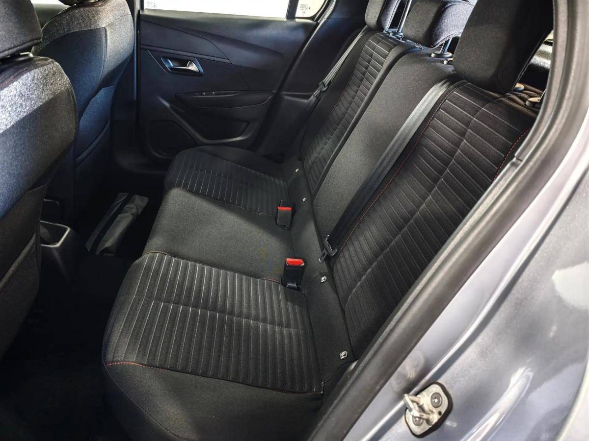 peugeot-208-2021-gasolina-1199cc