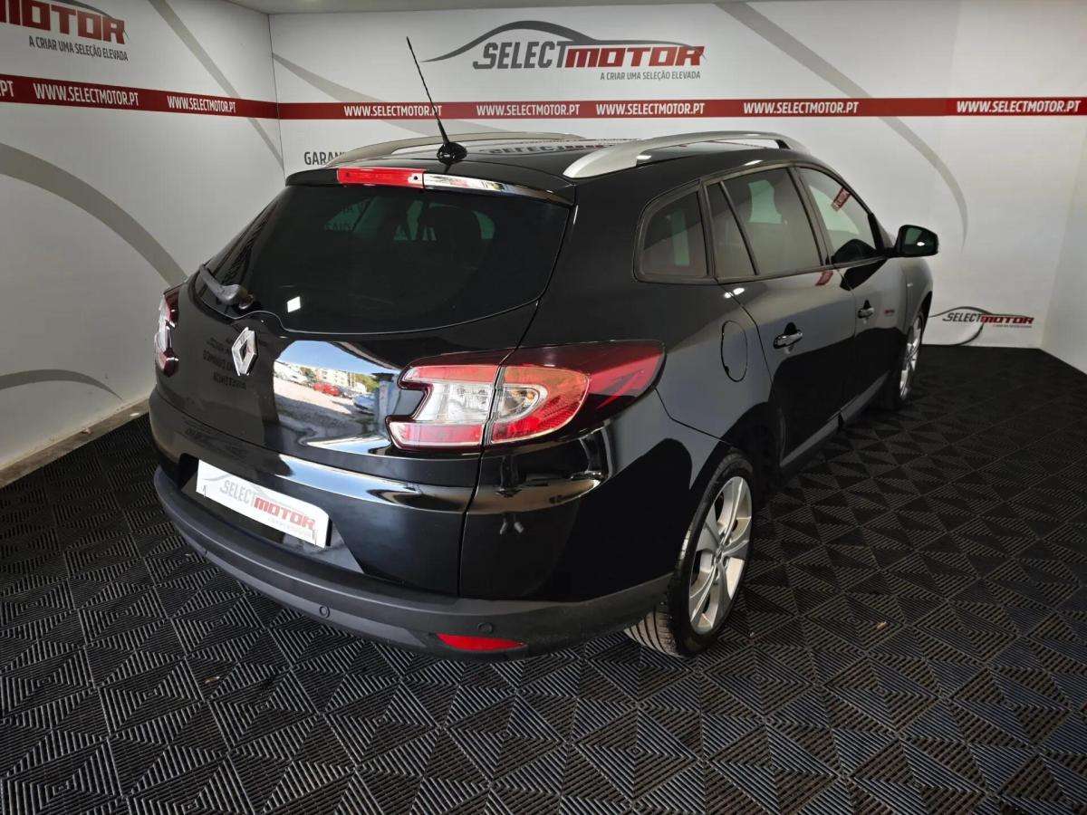 renault-megane-sport-tourer-2012-diesel-1461cc