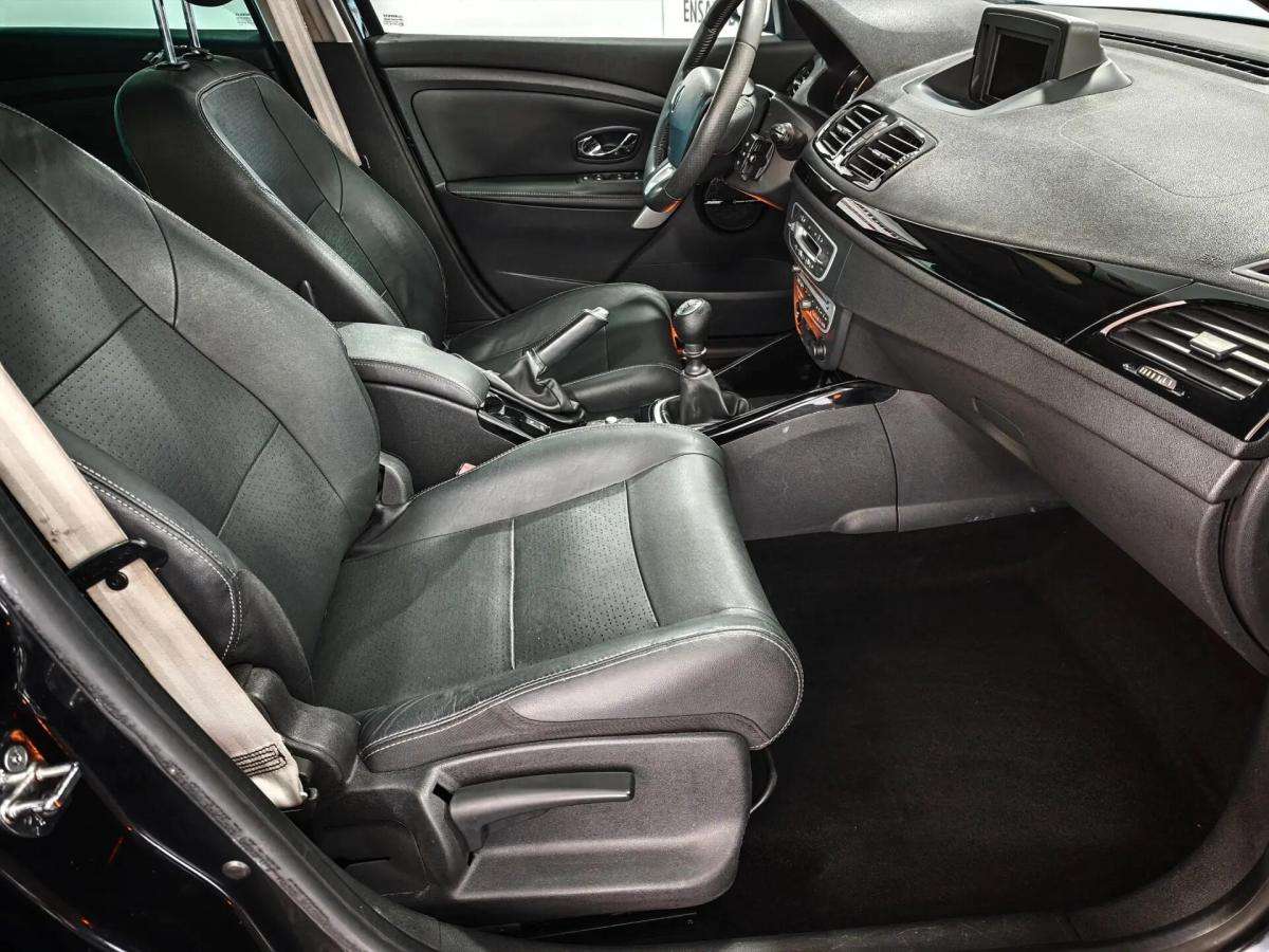 renault-megane-sport-tourer-2012-diesel-1461cc