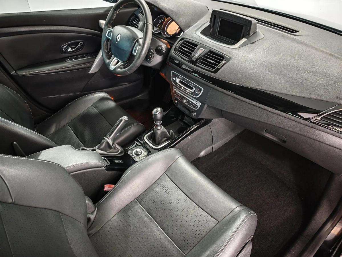 renault-megane-sport-tourer-2012-diesel-1461cc