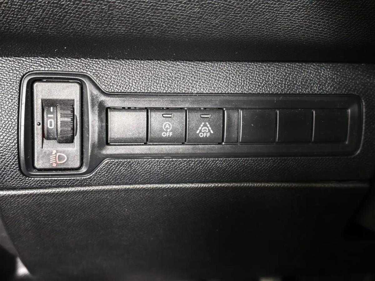 peugeot-308-sw-2021-gasolina-1199cc