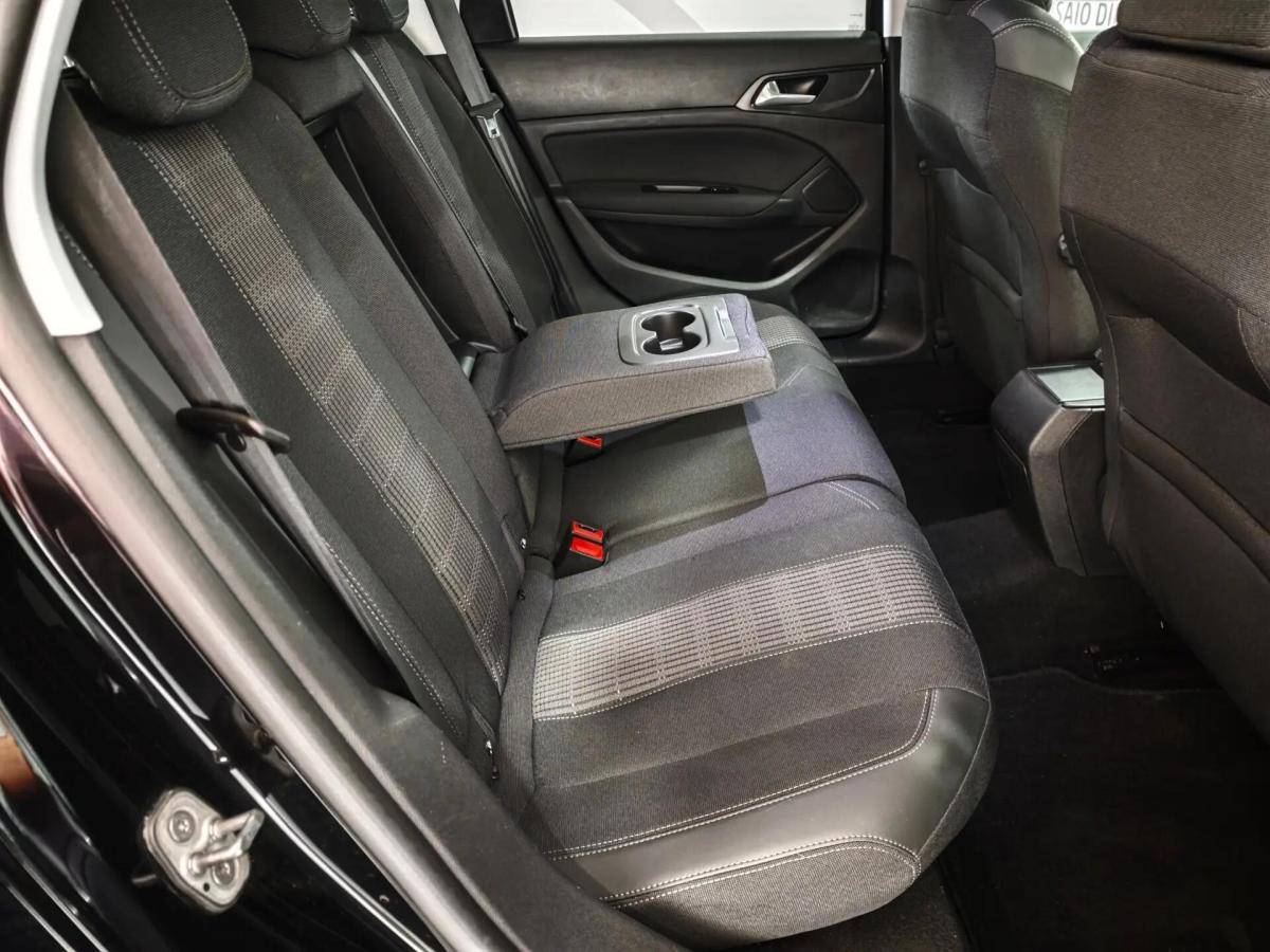 peugeot-308-sw-2021-gasolina-1199cc