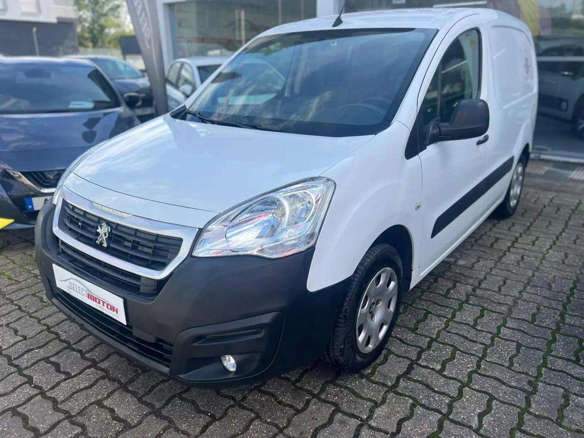peugeot-partner-2017-diesel-1560cc