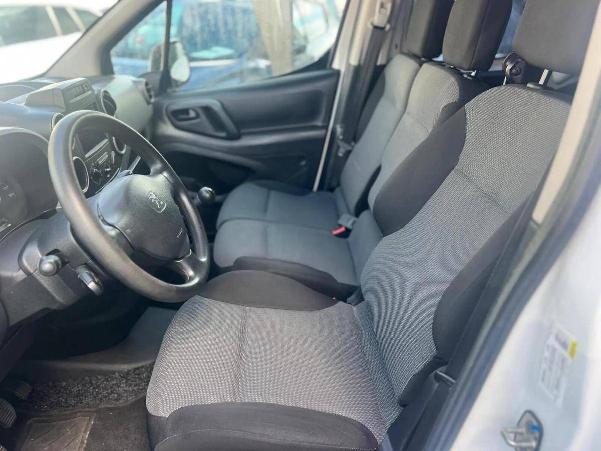 peugeot-partner-2017-diesel-1560cc