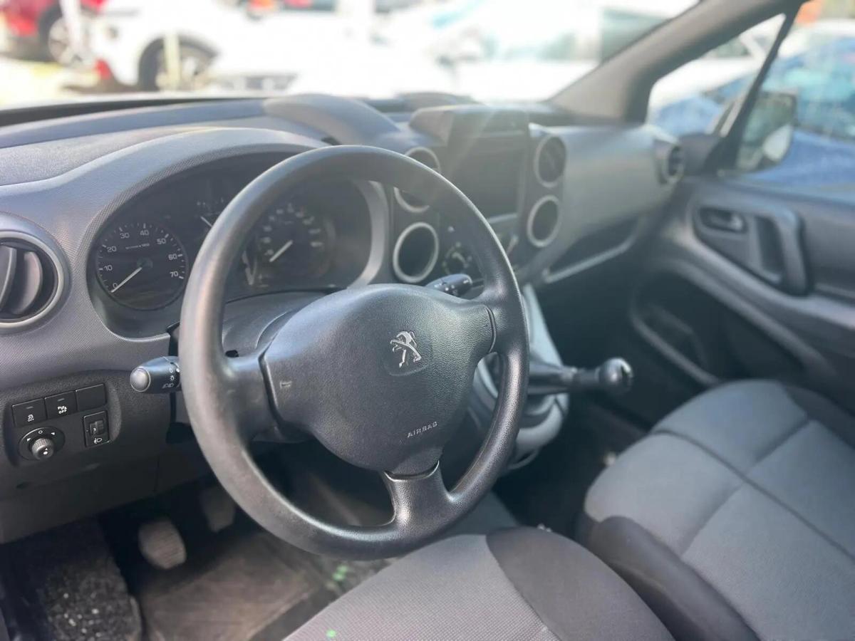 peugeot-partner-2017-diesel-1560cc