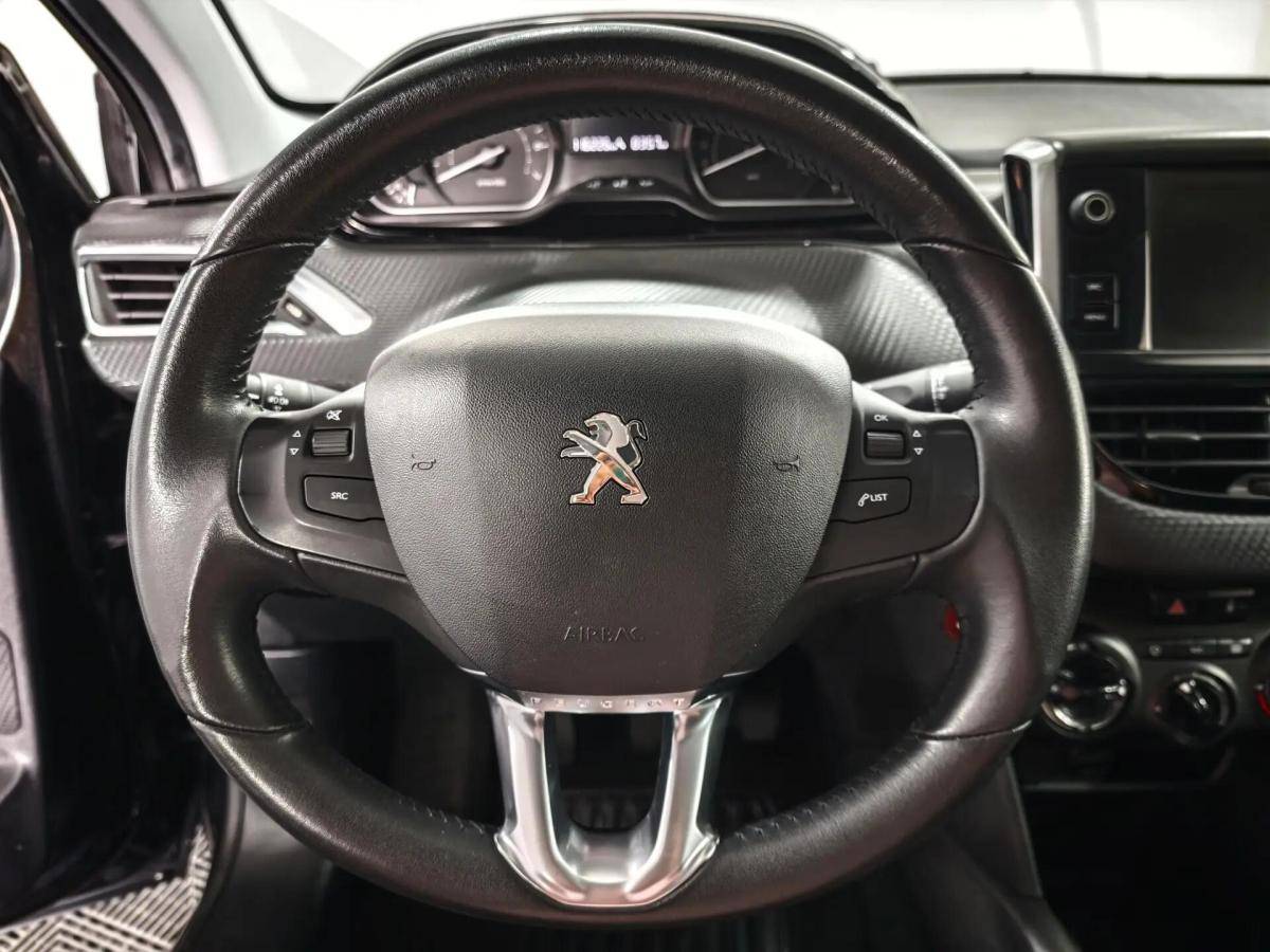 peugeot-208-2016-gasolina-1199cc