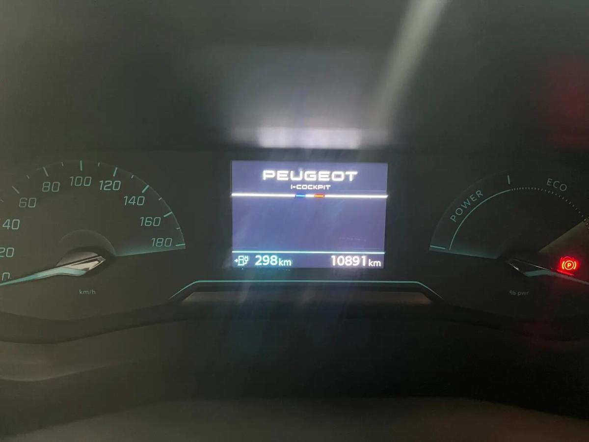 peugeot-e-2008-2025-eletrico-0cc