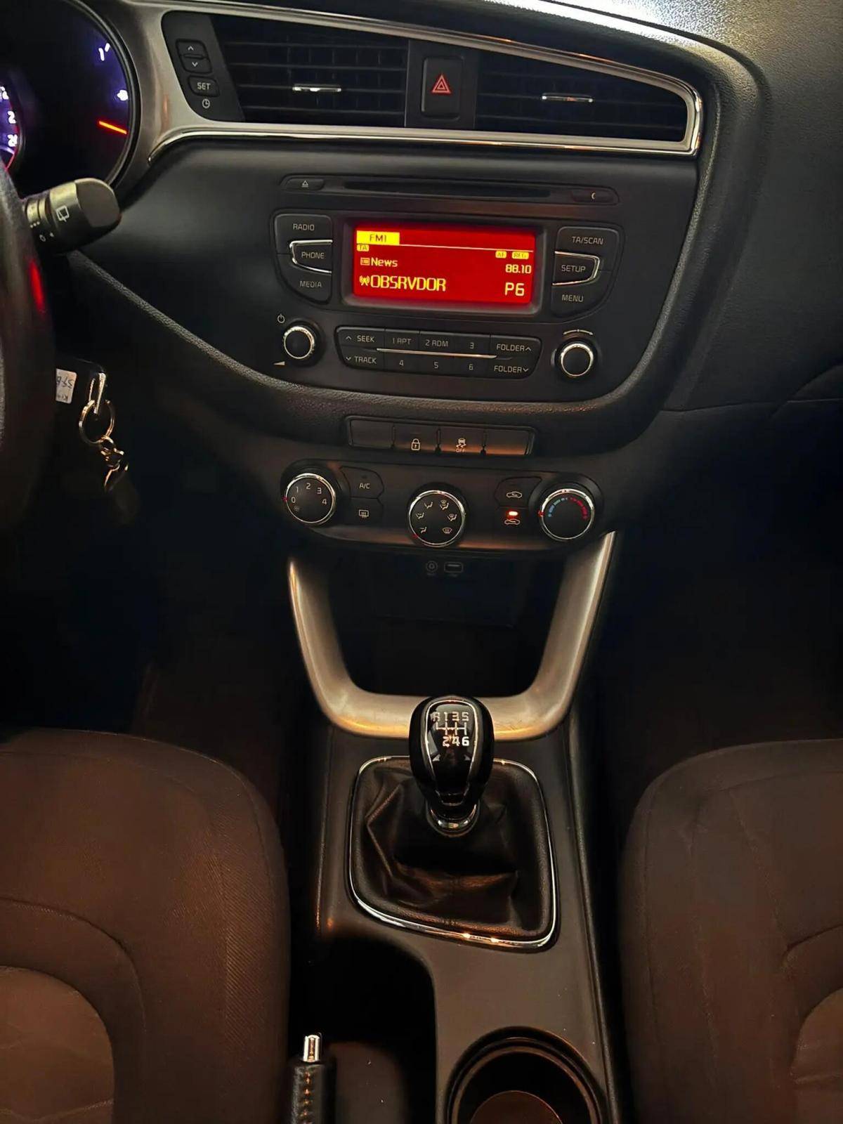 kia-ceed-sw-2016-diesel-1396cc