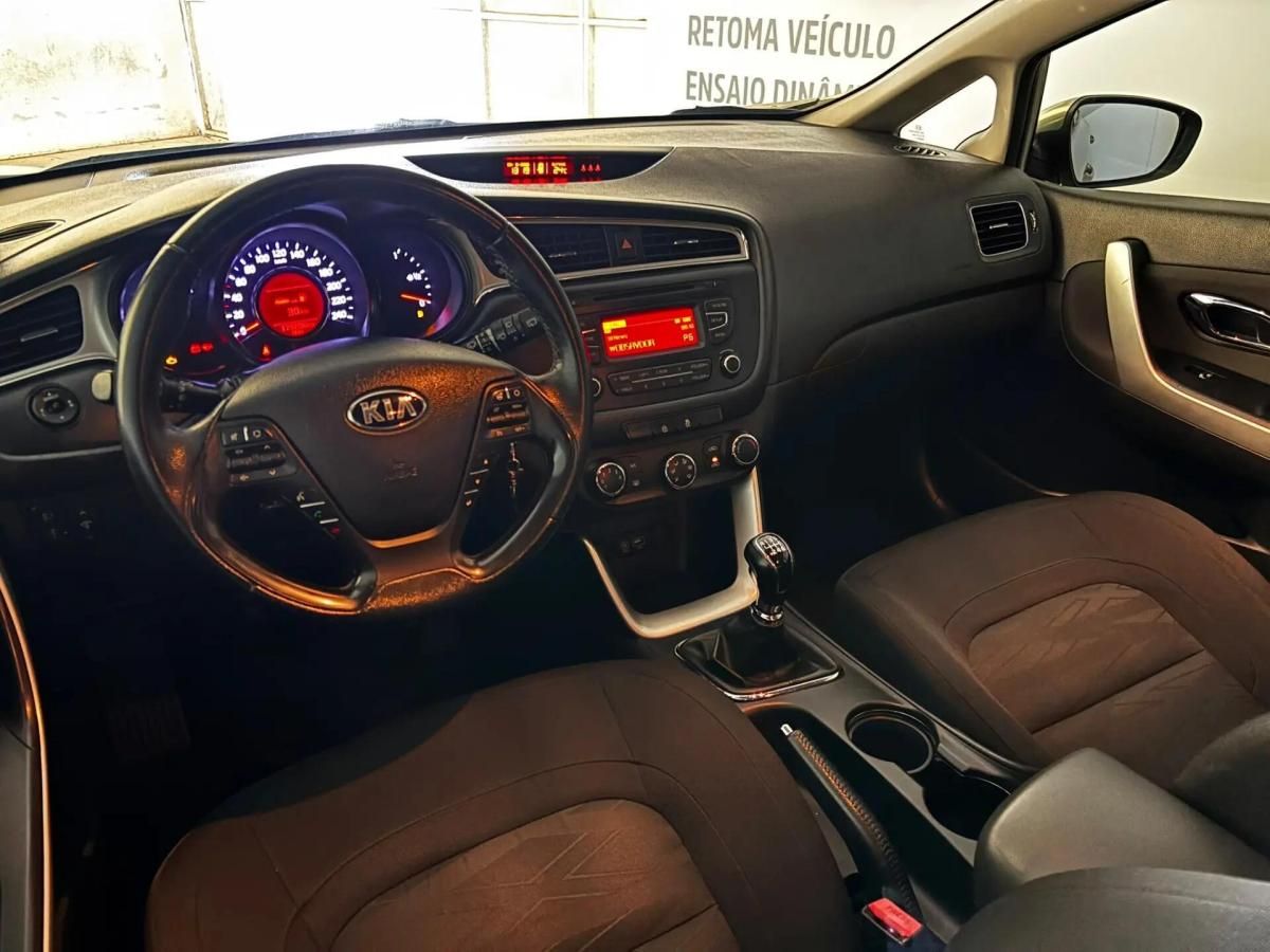 kia-ceed-sw-2016-diesel-1396cc