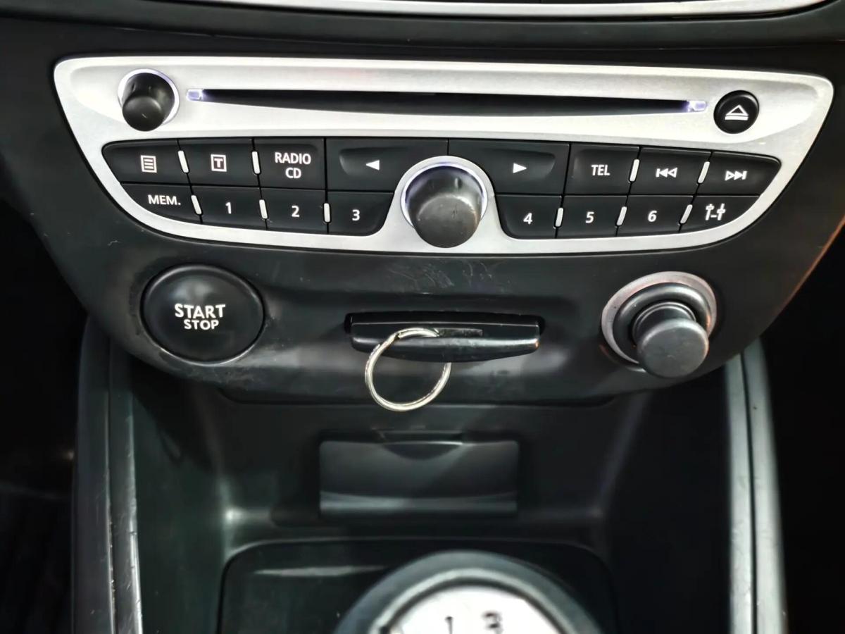 renault-megane-coupe-2010-gasolina-1197cc