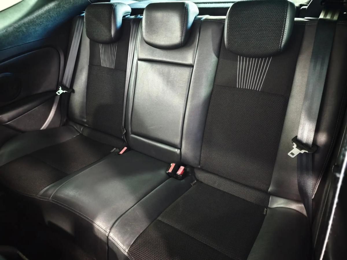 renault-megane-coupe-2010-gasolina-1197cc