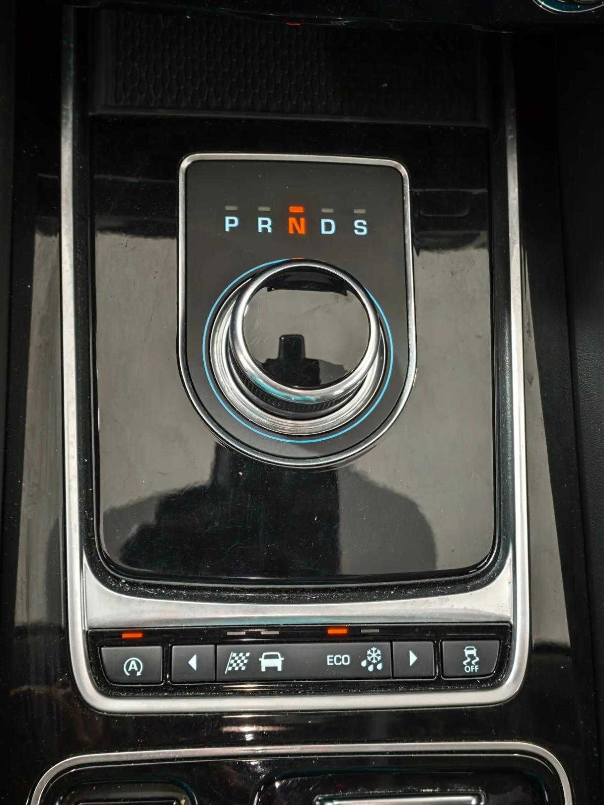 jaguar-f-pace-2017-diesel-1999cc
