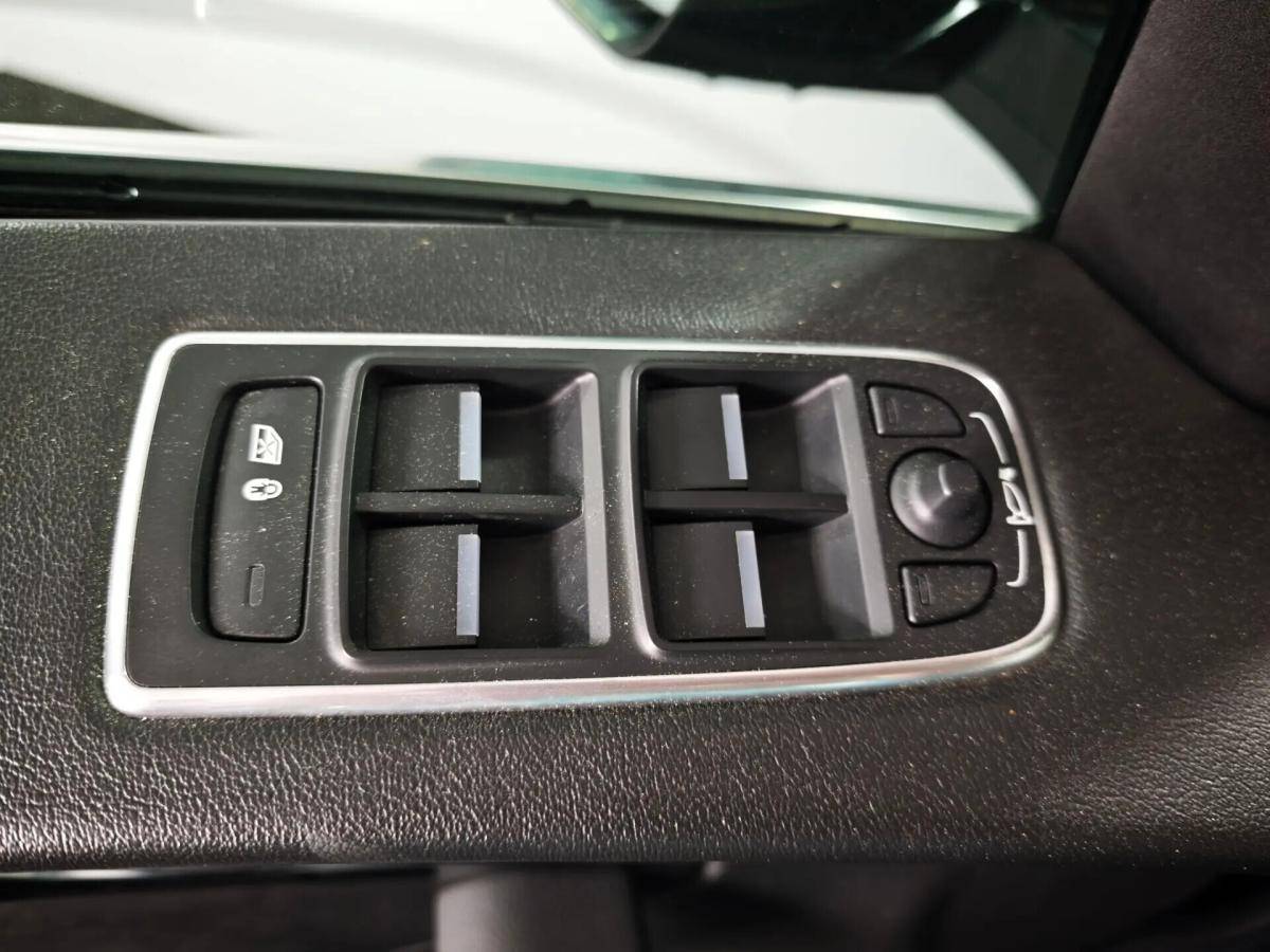 jaguar-f-pace-2017-diesel-1999cc