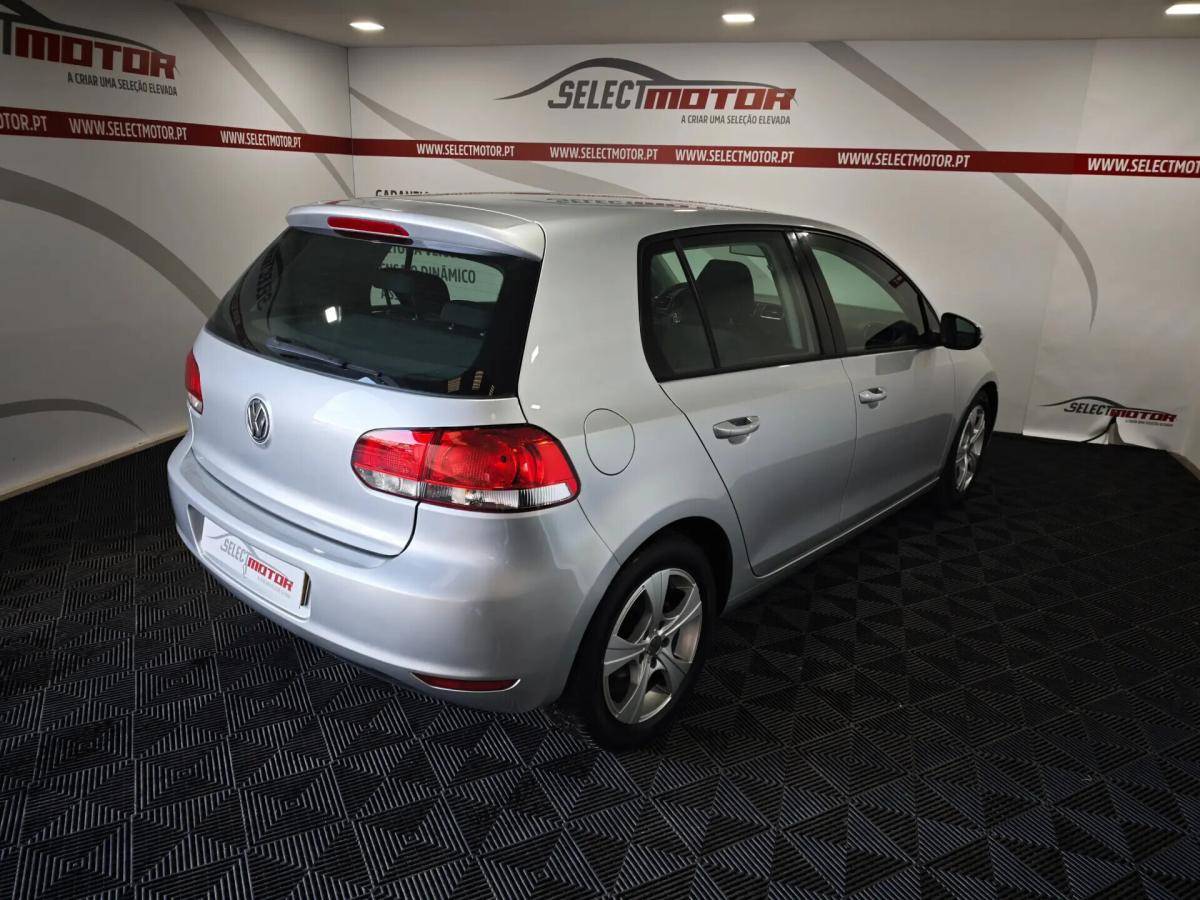 volkswagen-golf-2011-diesel-1598cc