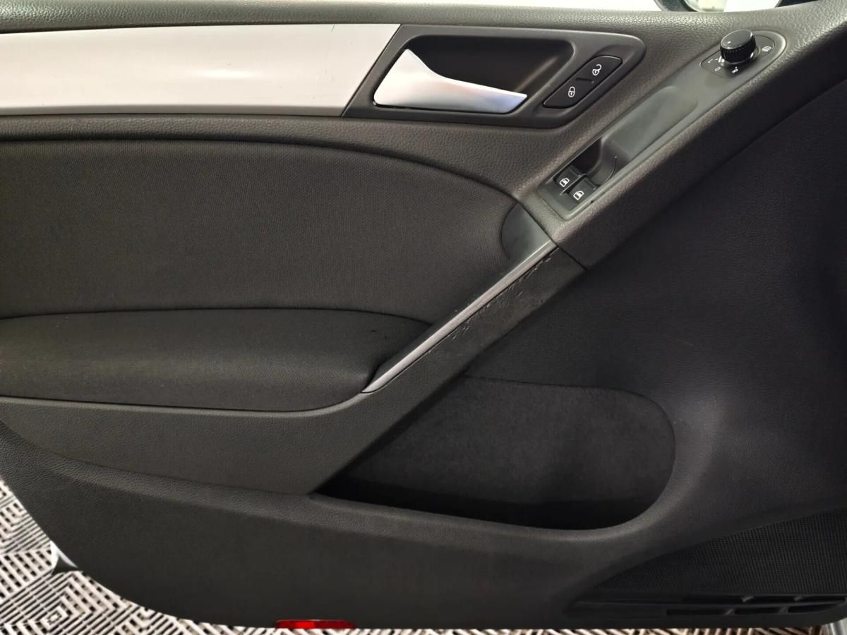 volkswagen-golf-2011-diesel-1598cc