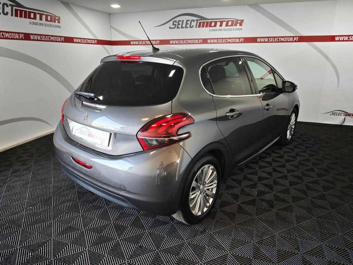 peugeot-208-2019-gasolina-1199cc