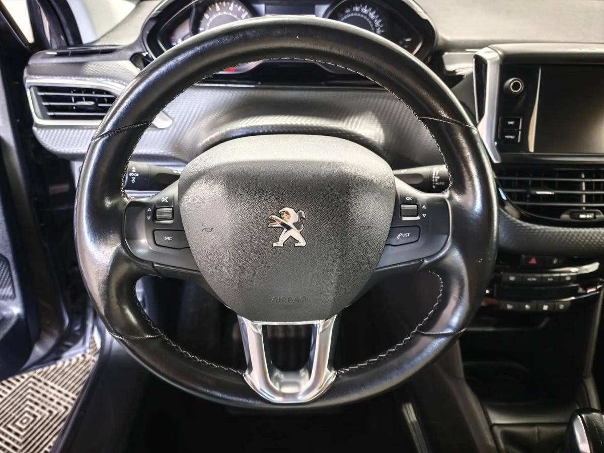 peugeot-208-2019-gasolina-1199cc