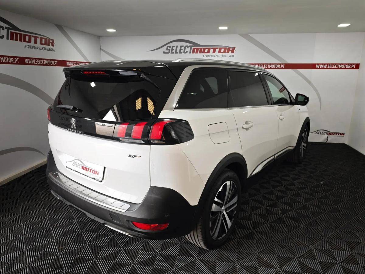 peugeot-5008-2018-diesel-1997cc